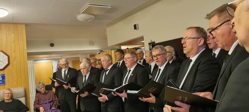 Karlakór Hveragerðisbæjar í heimsókn