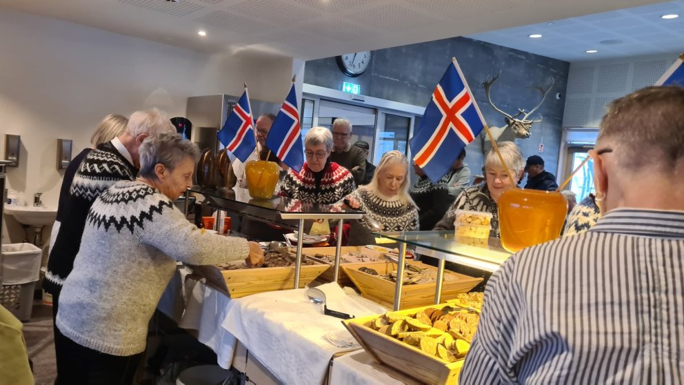 Þorrahlaðborð og lopapeysur