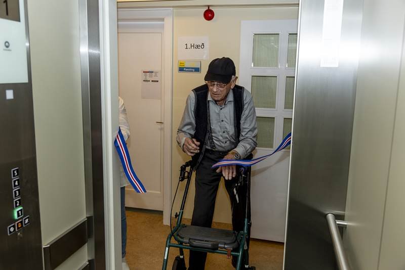 Ný lyfta á Minni Grund tekin í notkun