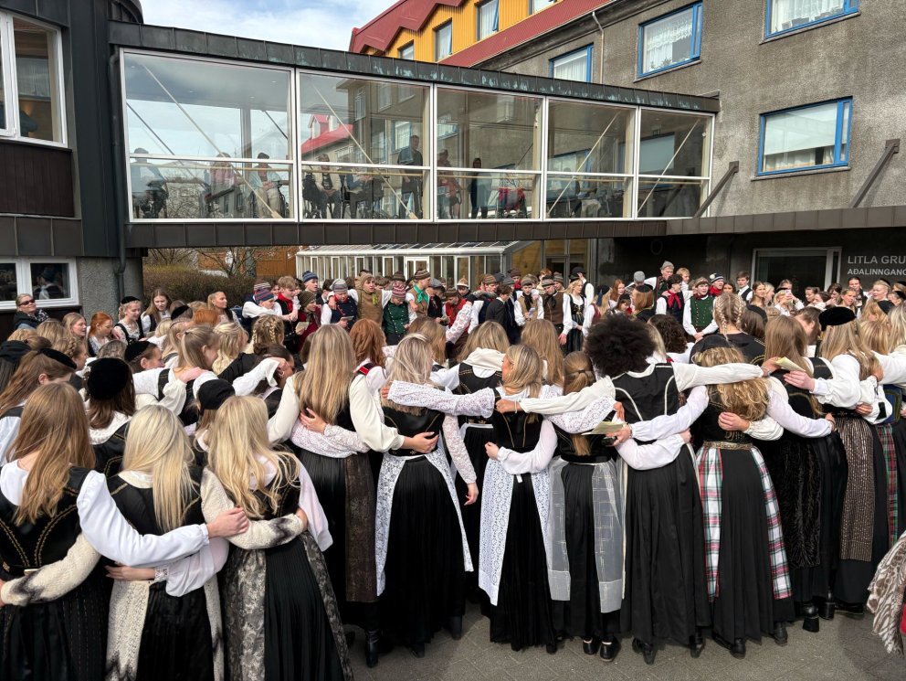 Nemendur Kvennaskólans mættu á Grund