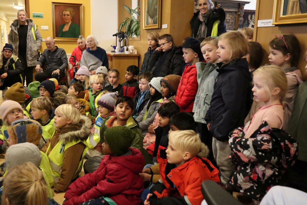 Söngurinn ómaði um húsið