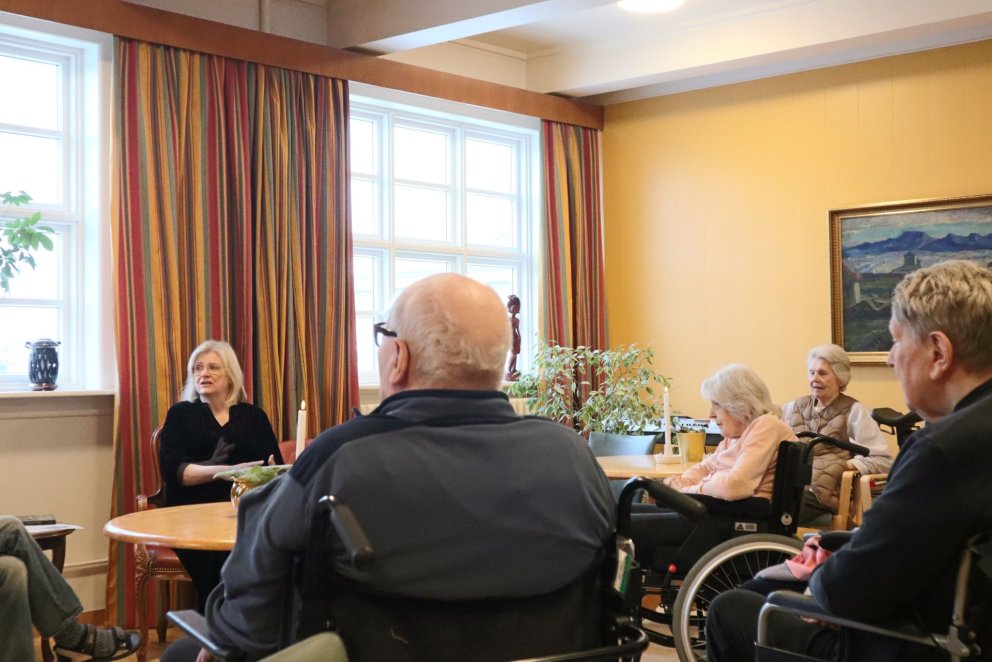 Spjallaði við heimilisfólk um 