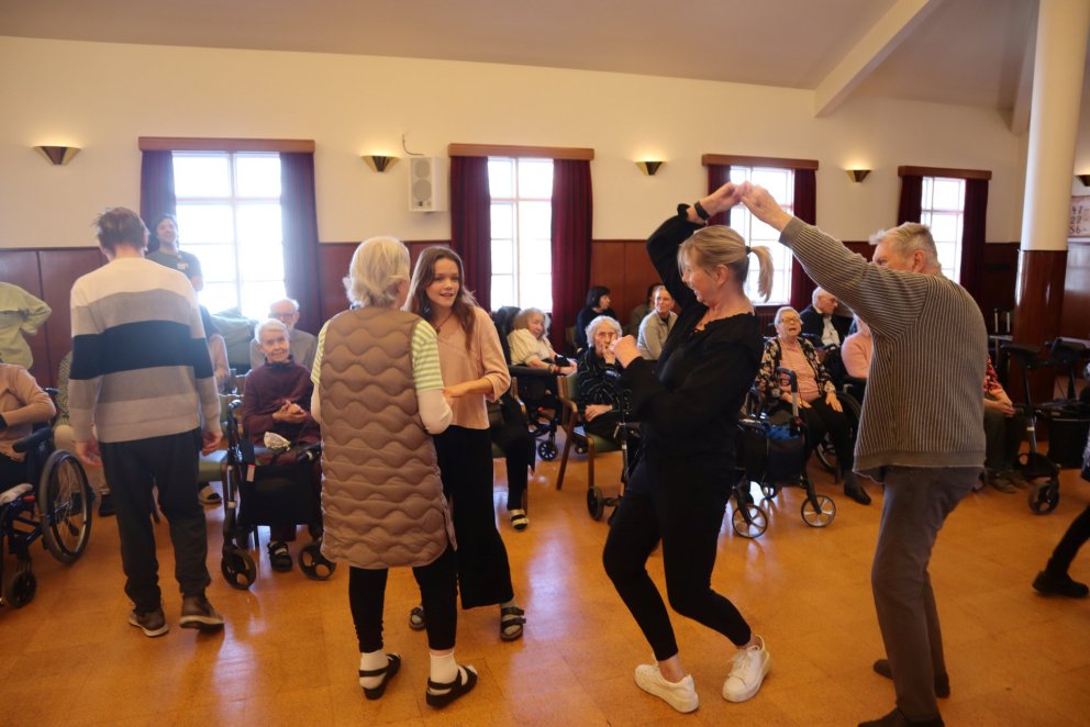 Mikið fjör í hátíðasal