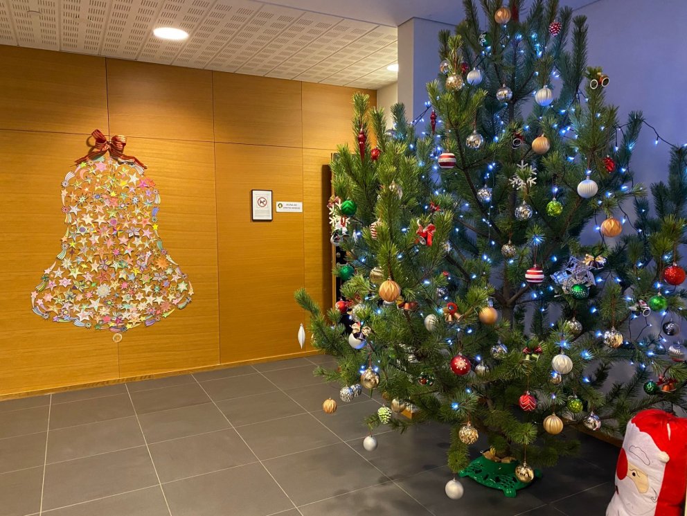 Skreytt í anddyri Markar