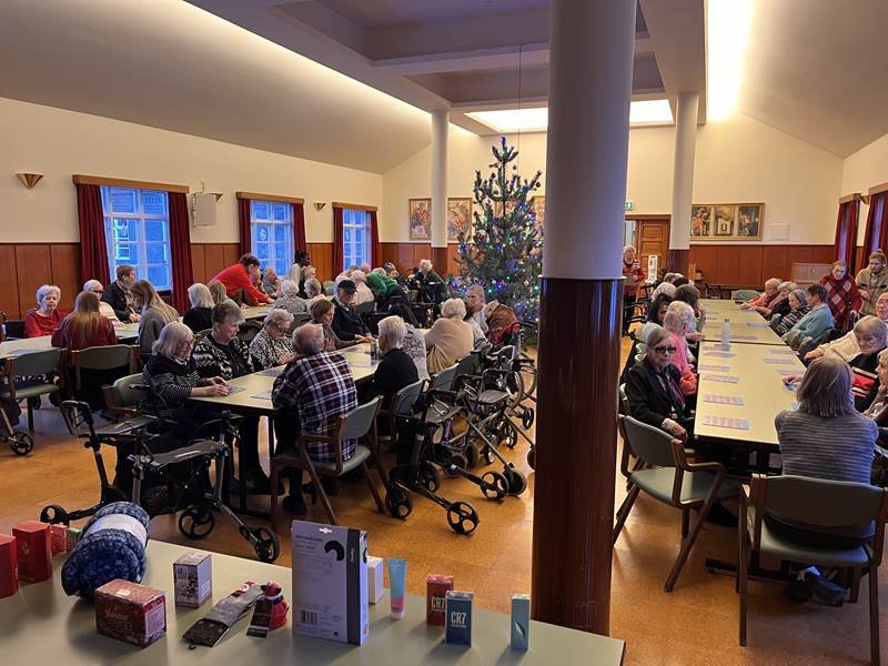 Konfekt og snyrtivörur í jólabingóinu