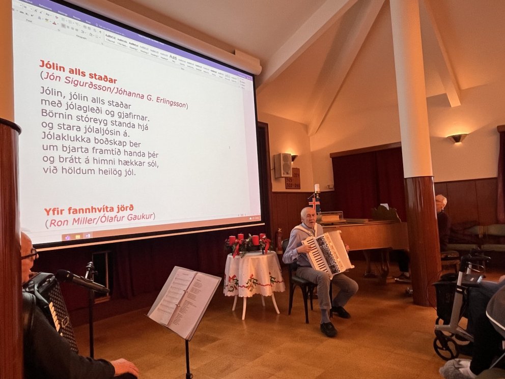 Jólalögin í hátíðasal