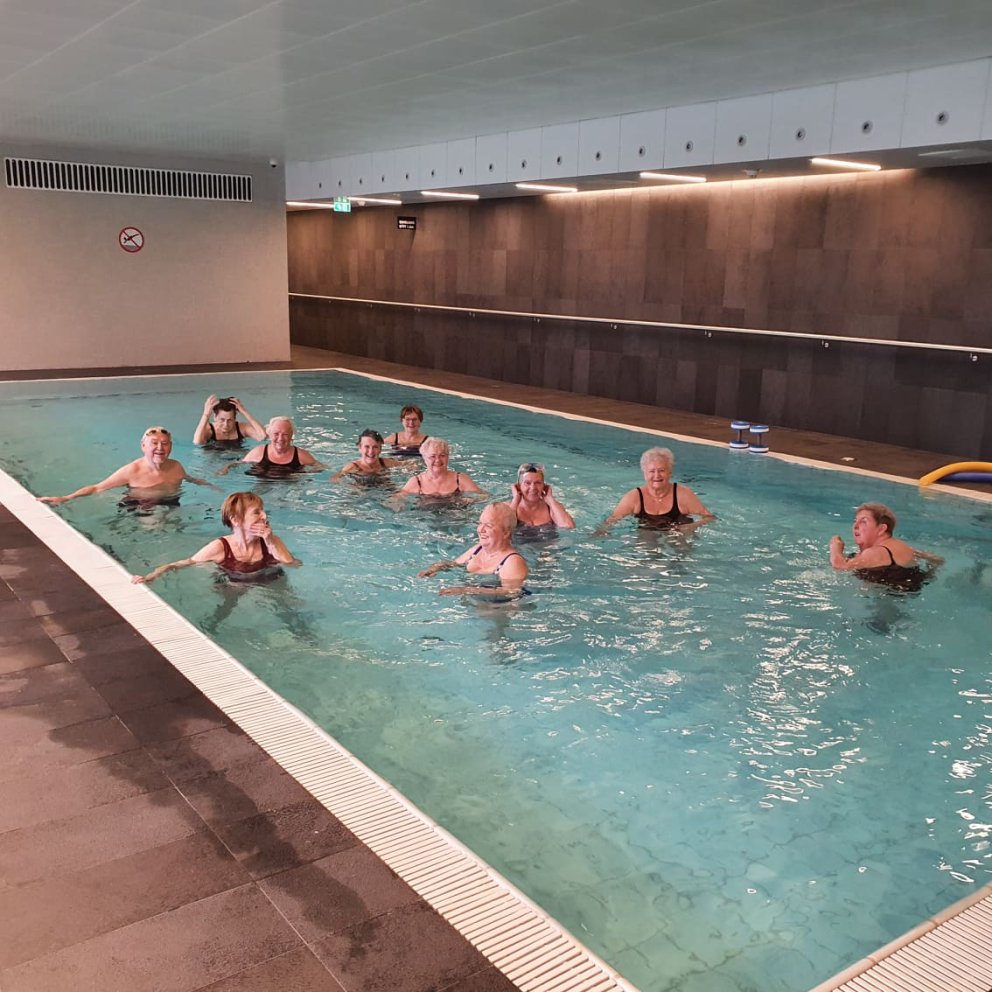 Fjör í sundleikfiminni