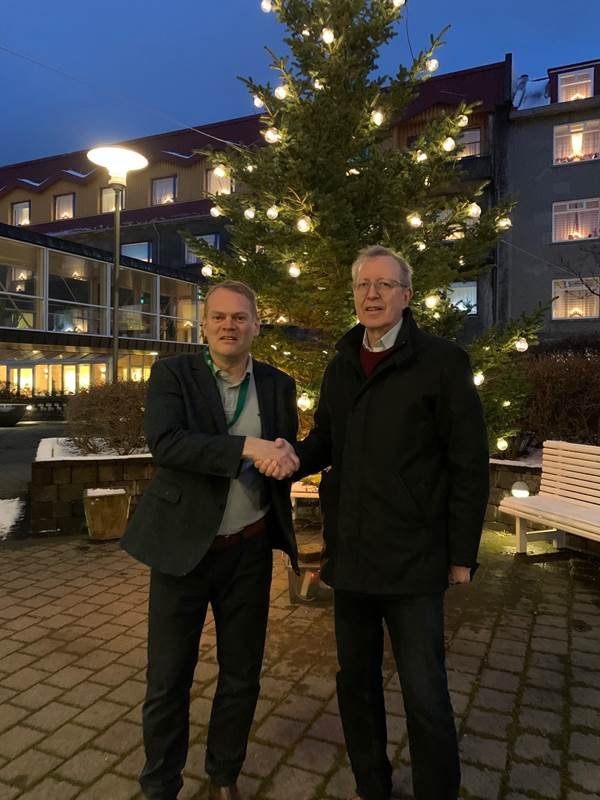 Gáfu Grund rafknúna göngugrind