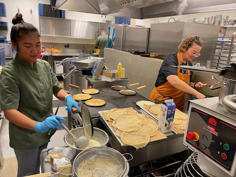 Á annað þúsund rjómapönnukökur