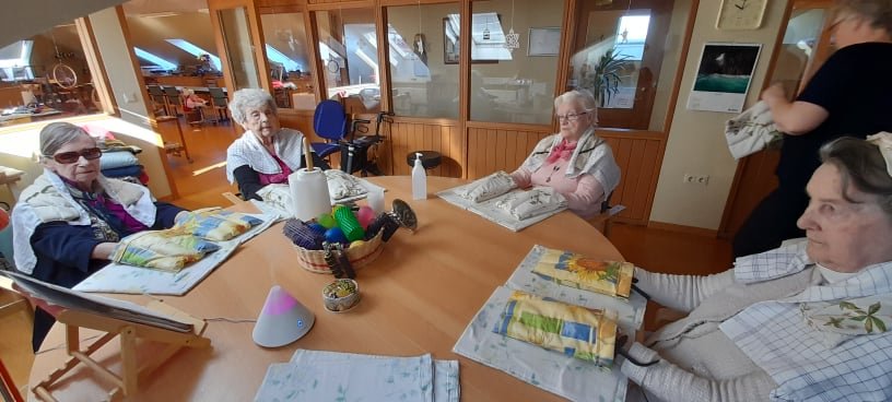 Hitabakstrar og vinátta