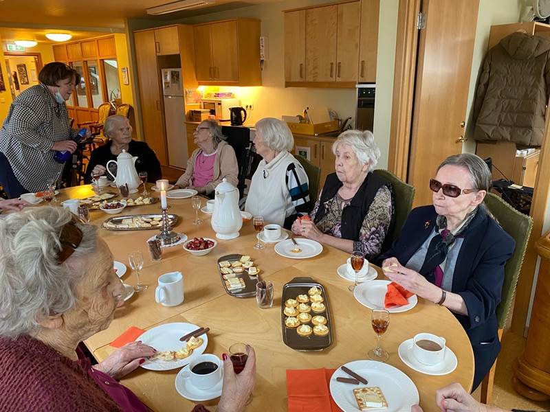 Dásamlegt dömukaffi