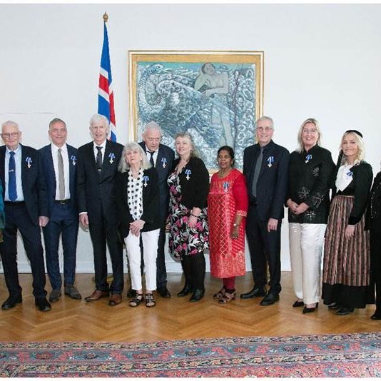 Guðrún B Gísladóttir sæmd fálkaorðunni