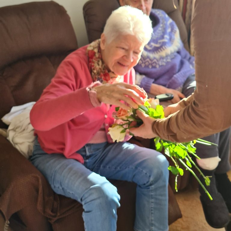 Rós handa heimiliskonum