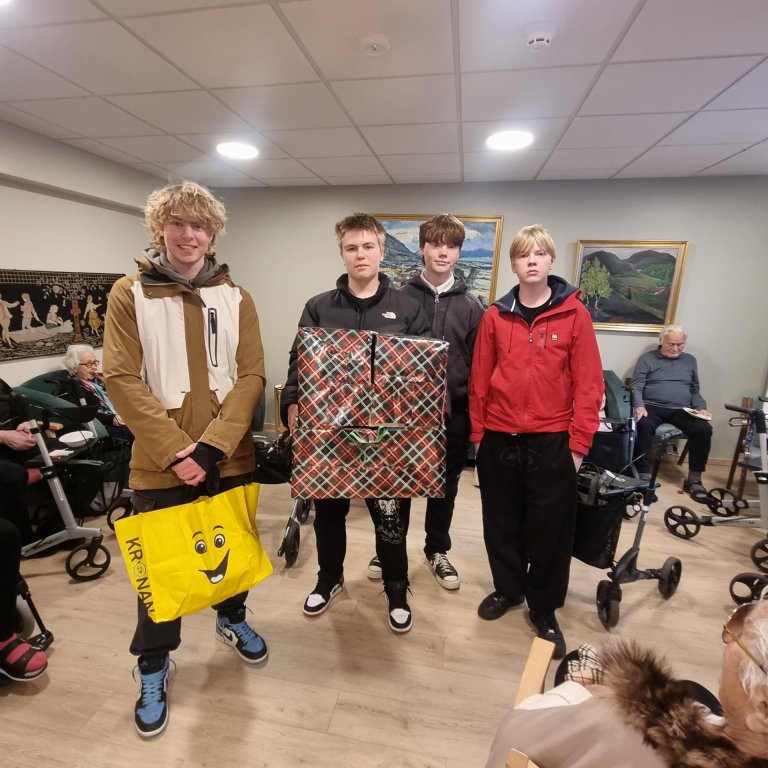 Buðu upp á nýbakaðar smákökur