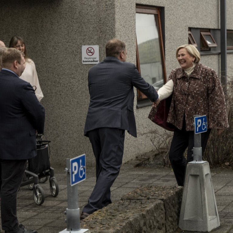 Forsetaheimsókn í Ás