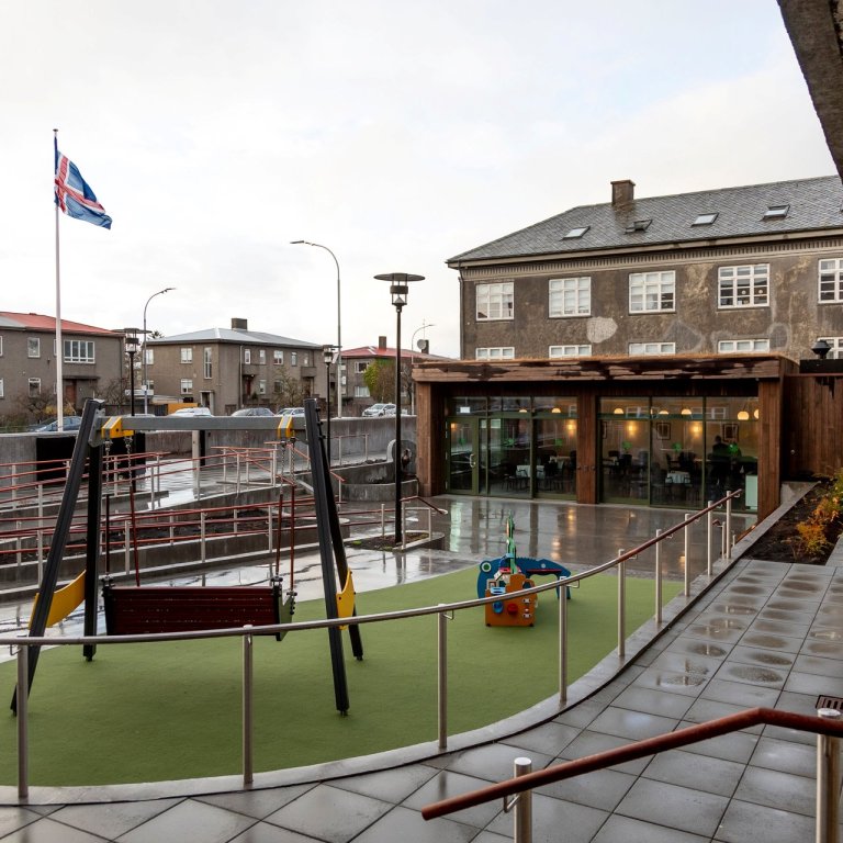 Búið að opna kaffihúsið Kaffi Grund