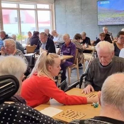 Bingó í nýja matsalnum