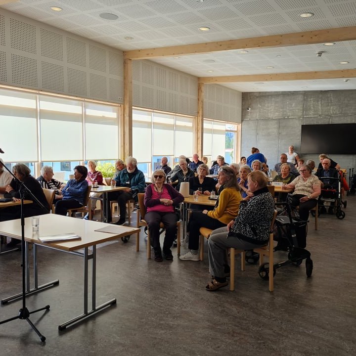 Flutti Völuspá fyrir heimilisfólk