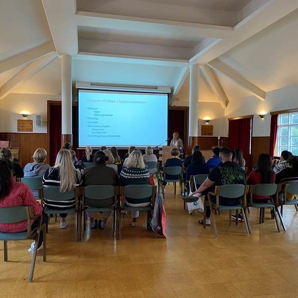 Fræðsla fyrir starfsfólk Grundarheimilanna