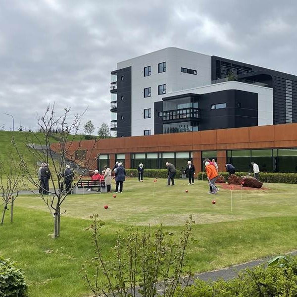 Púttvöllurinn opinn