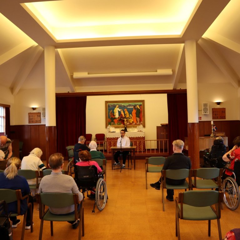 Djass og upplestur í morgunstund