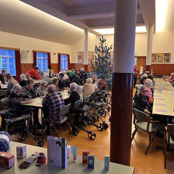 Konfekt og snyrtivörur í jólabingóinu