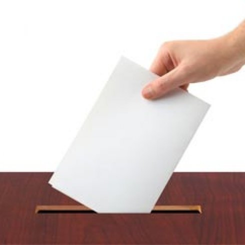 Kosið á Grund í dag