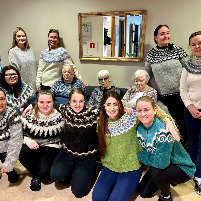 Lopapeysudagur á Grundarheimilunum