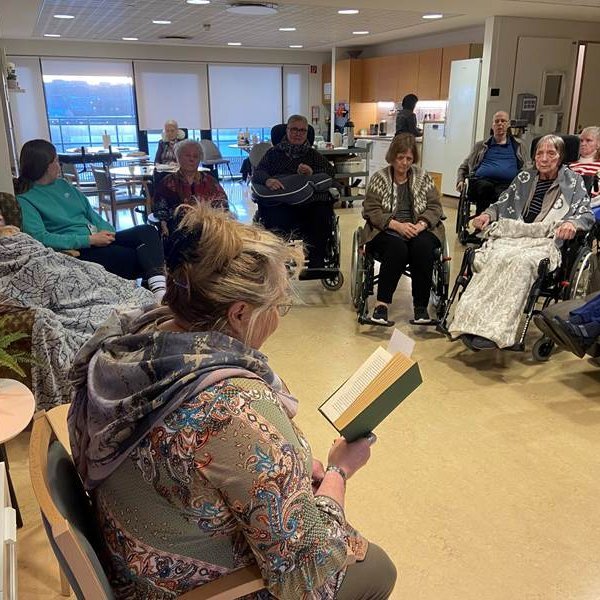 Þegar úti er hráslagalegt