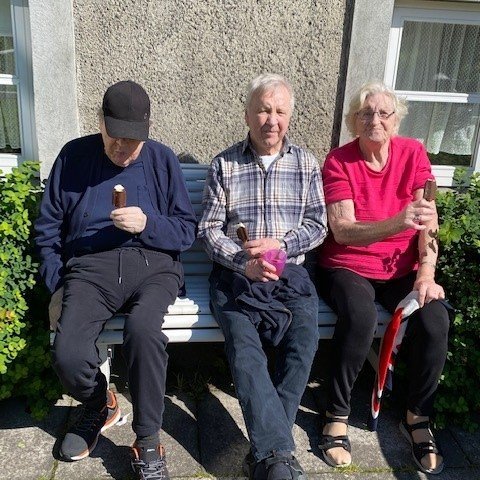 Sól í garði Grundar