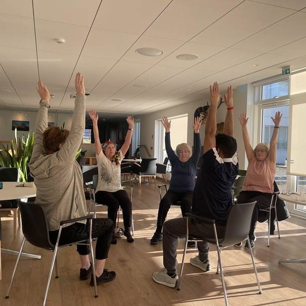 Jóga fyrir íbúa 60+